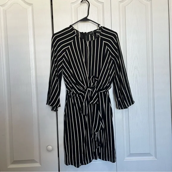 Top Shop MIDI Stripped Dress Size 4 - Picture 1 of 9